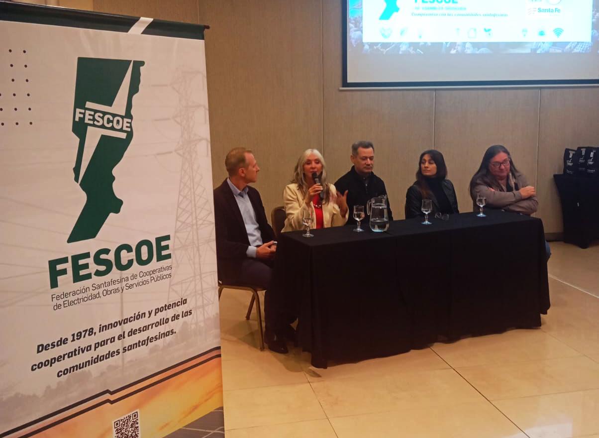 En su segundo Congreso, FESCOE demostró el potencial innovador y la agenda del cooperativismo de servicios de Santa Fe